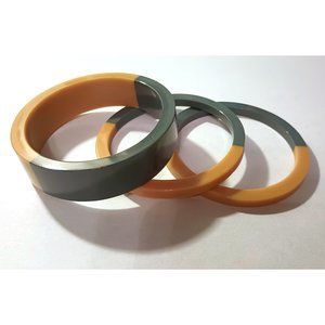 Vintage Set of 3 Two-Tone (gray/tan) Resin Bangle Bracelets boho lucite acrylic